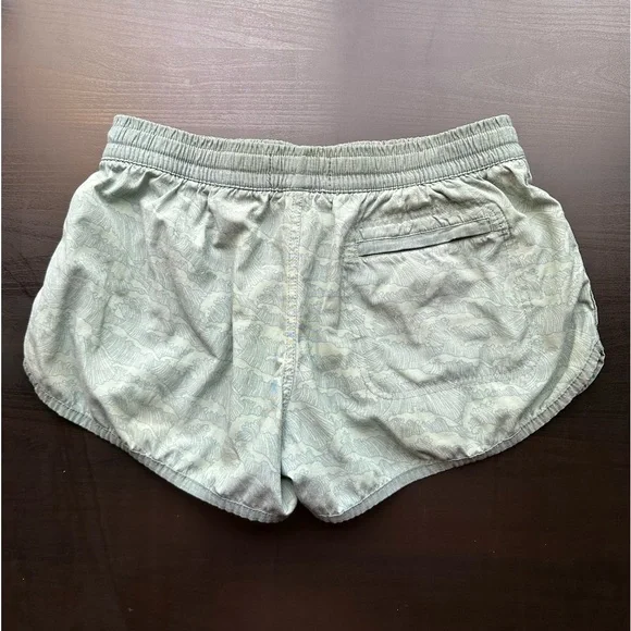 United by Blue Womens Green Sustainable Scallop Boardshort Size XS EUC - Picture 2 of 7